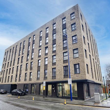 Modern 2 Bed Apartment With Central Location Birmingham Bagian luar foto