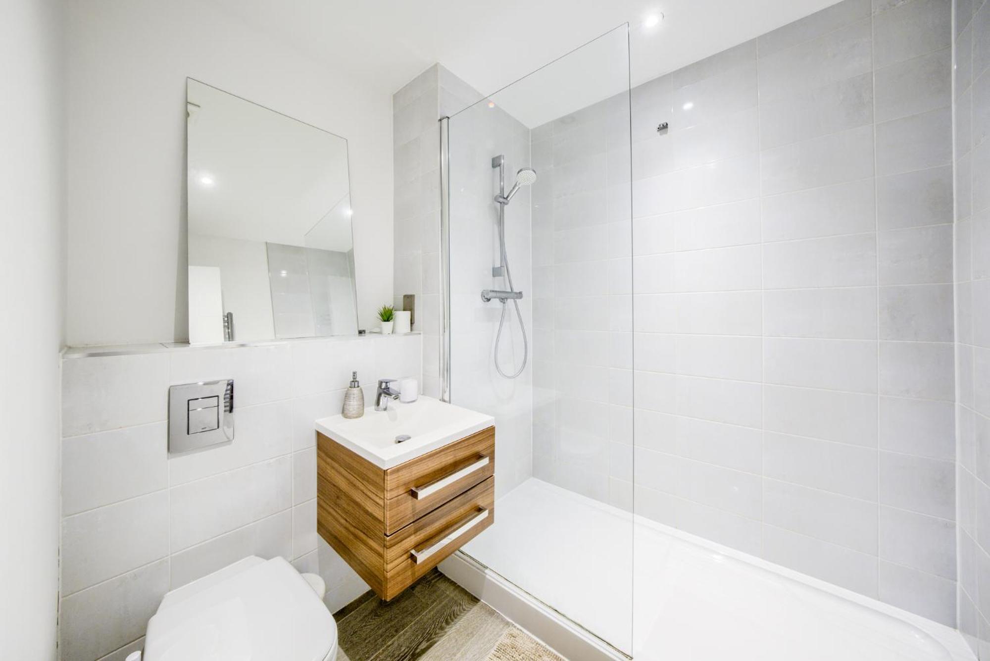 Modern 2 Bed Apartment With Central Location Birmingham Bagian luar foto