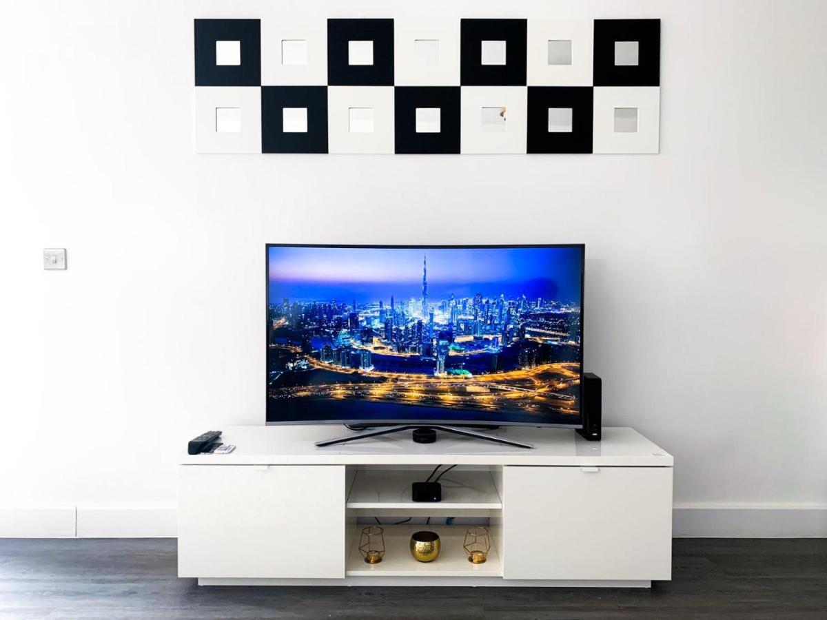 Modern 2 Bed Apartment With Central Location Birmingham Bagian luar foto