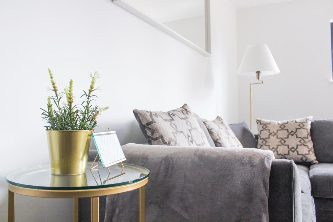 Modern 2 Bed Apartment With Central Location Birmingham Bagian luar foto