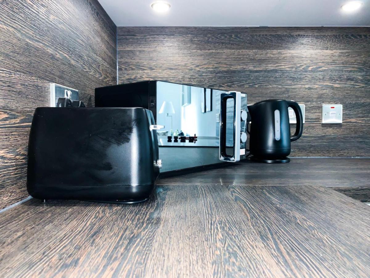 Modern 2 Bed Apartment With Central Location Birmingham Bagian luar foto